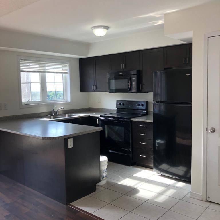 For Lease - 47 Hays Boulevard Unit# 9, Oakville, Ontario - Photo 1