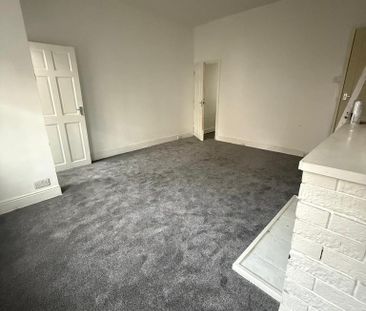 3 bedroom property to rent - Photo 1