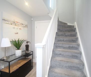 3 bedroom semi-detached house to rent - Photo 6