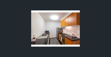 Stylish Living in Superb Southbank Location! - Photo 2