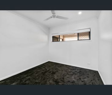 22 Oxford Drive, Flagstone, Qld 4280 - Photo 3