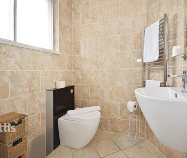 2 bedroom apartment to rent - Photo 6