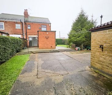 3 bedroom semi-detached house to rent - Photo 2