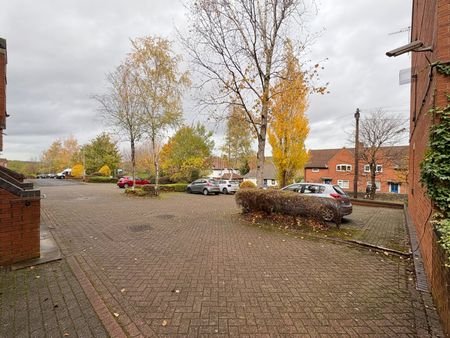 2 bedroom apartment to rent - Photo 4