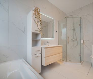 Quality Brick Home! - Photo 4