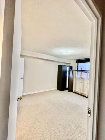 For Lease - 10 Stonehill Court Unit# 1010, Toronto, Ontario - Photo 4