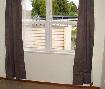 Newly renovated - Photo 6