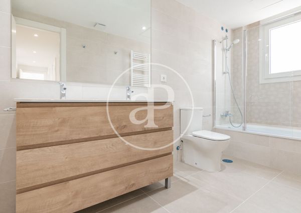 Penthouse for rent in Canillas (Hortaleza)