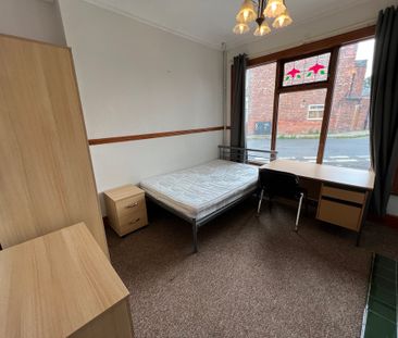 Eldon Street, The Groves - P2208 - Photo 4