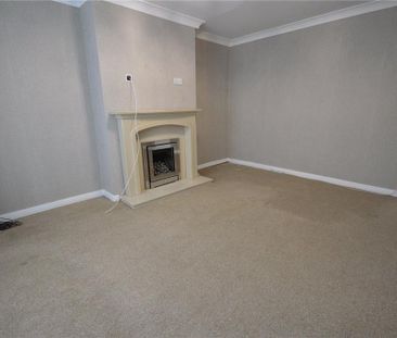 3 bedroom end of terrace house to rent - Photo 6