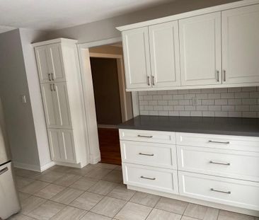 For Lease - 146 Fanshawe Drive, Brampton, Ontario - Photo 6