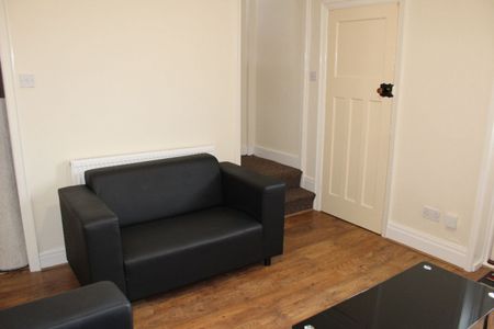 Eldon Street, Ashton-on-Ribble, PRESTON, Lancashire PR2 2AY - Photo 2