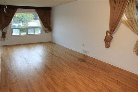 For Lease - 56 Joanna Drive, Toronto, Ontario - Photo 2