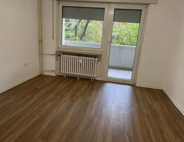 Einziehen und wohlfühlen: Schöne 3-Zimmerwohnung - Photo 1