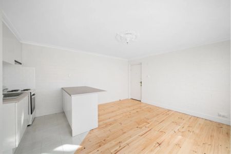 Unit 2/72 Withers Street, - Photo 3