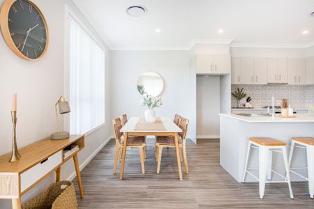 Modern Duplex Living: Settle In Before Christmas! - Photo 4