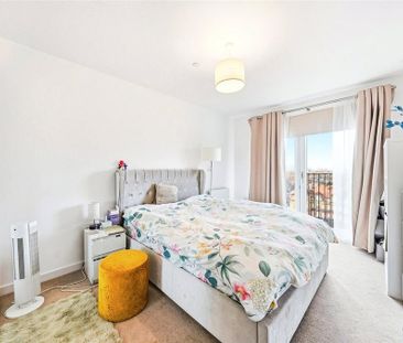 1 bedroom flat to rent - Photo 4
