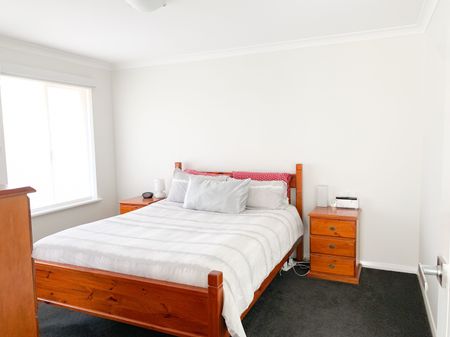 Fully furnished executive living! - Photo 5