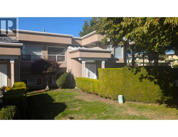 one room-5227 CHESHAM STREET — 2 Bedroom - Photo 1