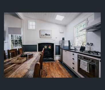 BEAUTIFULLY RENOVATED COTTAGE WITH GARDEN VIEWS - Photo 2