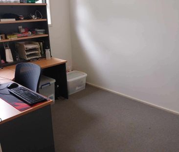 Tighes Hill - Photo 3