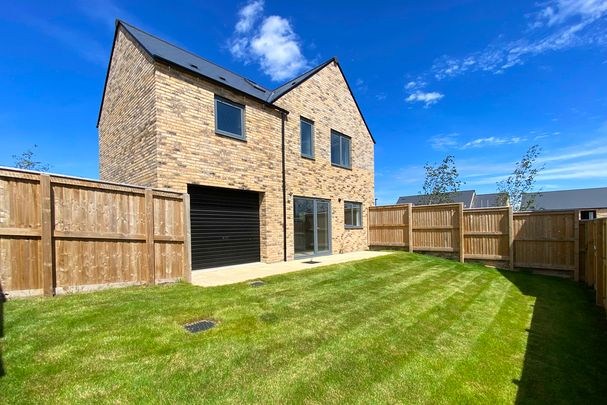 Langsett Grove, Harrogate, HG3 2FP - Photo 1