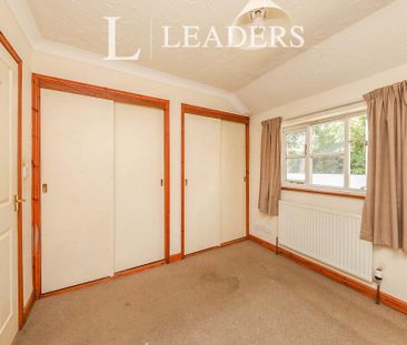 2 bedroom terraced house to rent - Photo 2