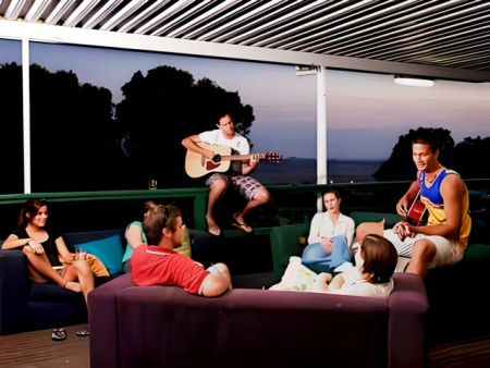 4 Bed Apartment - Photo 5