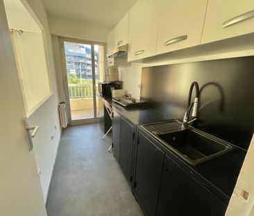 Location Appartement 1 pièce Meublé 25m² NICE 06300 - Photo 5