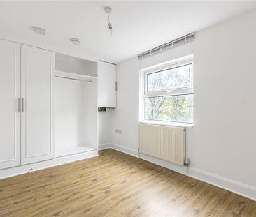 2 bedroom penthouse to rent - Photo 2