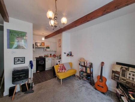 1 bedroom apartment to rent - Photo 4