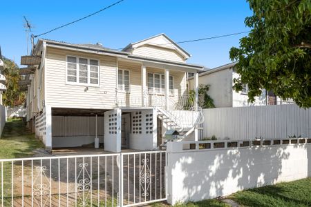 13 Deighton Road, Dutton Park. - Photo 4