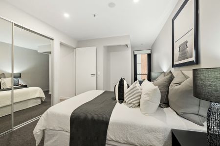 2 Bedroom, 2 Bathroom and 2 Parking in Centre of Braddon - Photo 5
