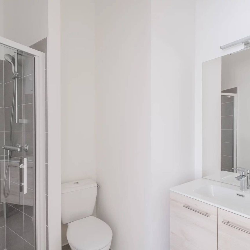 Rental Apartment Bordeaux Saint-Jean - Photo 1