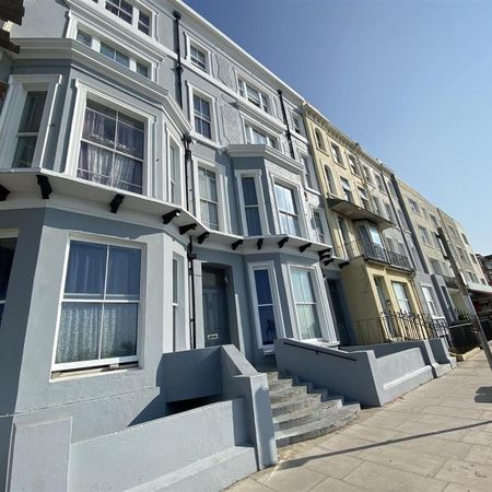 House share to rent - Photo 3