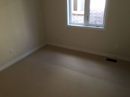 For Lease - 11 Calamint Lane, Richmond Hill, Ontario - Photo 1