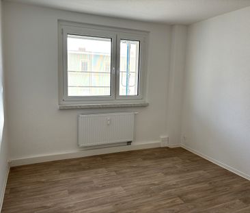 Sanierte Dachgeschosswohnung mit Balkon - Photo 4