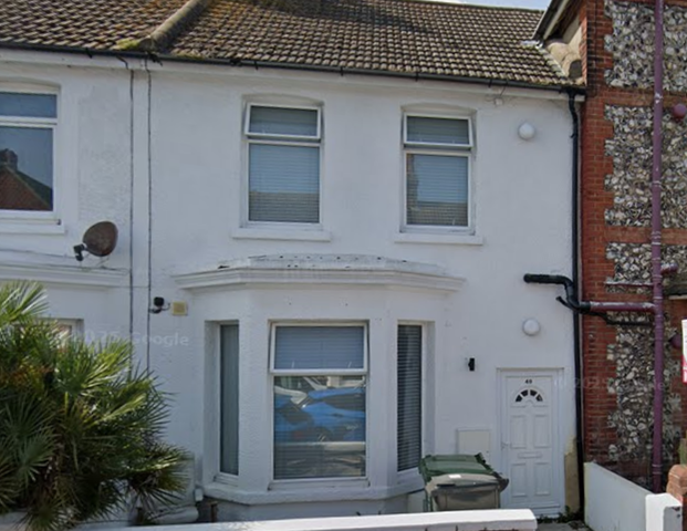 Latimer Road Room 4 - Photo 1