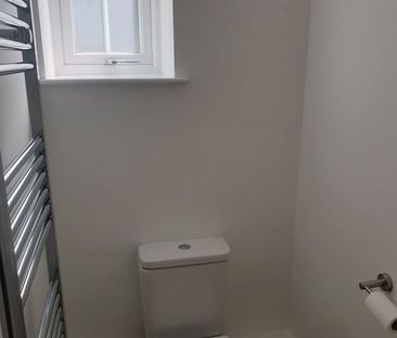 3 bedroom house to rent Sheldon Way, Larkfield, Aylesford, Kent, ME20 - Photo 3