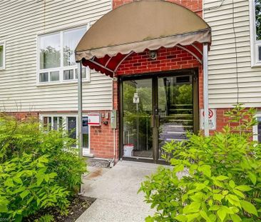 For Lease - 119 Cedar Street Unit# 8, Kitchener, Ontario - Photo 4
