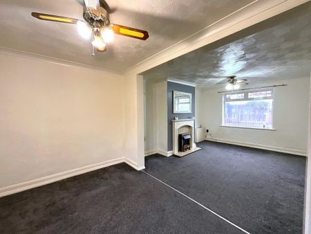 2 bedroom semi-detached house to rent - Photo 2