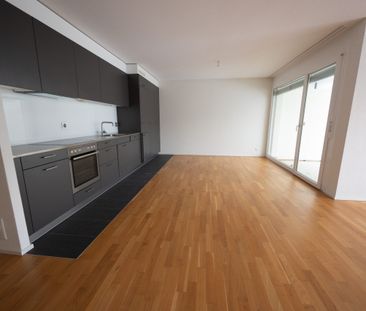 Appartement lumineux de 4.5 pièces au 2ème étage avec colonne de la... - Photo 4