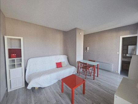 Location Appartement 1 pièce 21m² TOURS 37000 - Photo 3