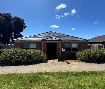 Fully Furnished Room Available - Close to Deakin University - Photo 3