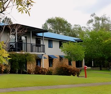 4 Bed Apartment - Photo 3