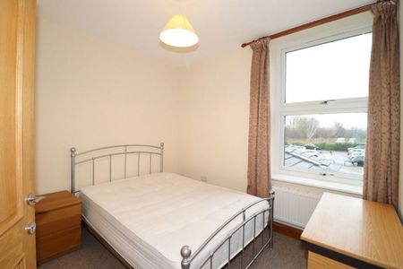 Terraced House in Warwick Road, Carlisle - Photo 4