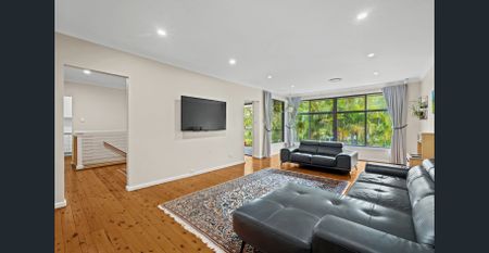 Spacious Family Home - Photo 2
