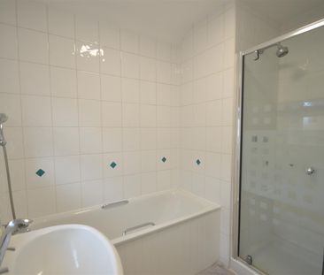 The Furrows, Harefield, UB9 - Photo 5