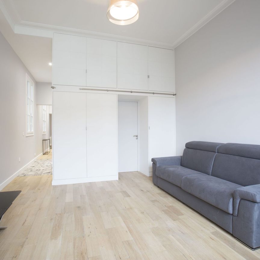 Location Appartement 1 pièce 38m² PARIS 16ème - Photo 1