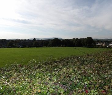 The Green, Colne BB8 - Photo 4